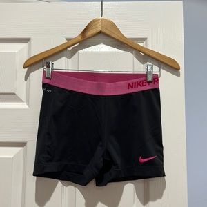 Women’s Nike Pro
